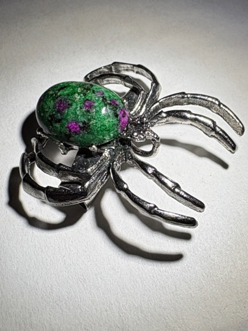 Silver Spider Brooch with Green and Pink Cabochon New Halloween - Picture 7 of 8